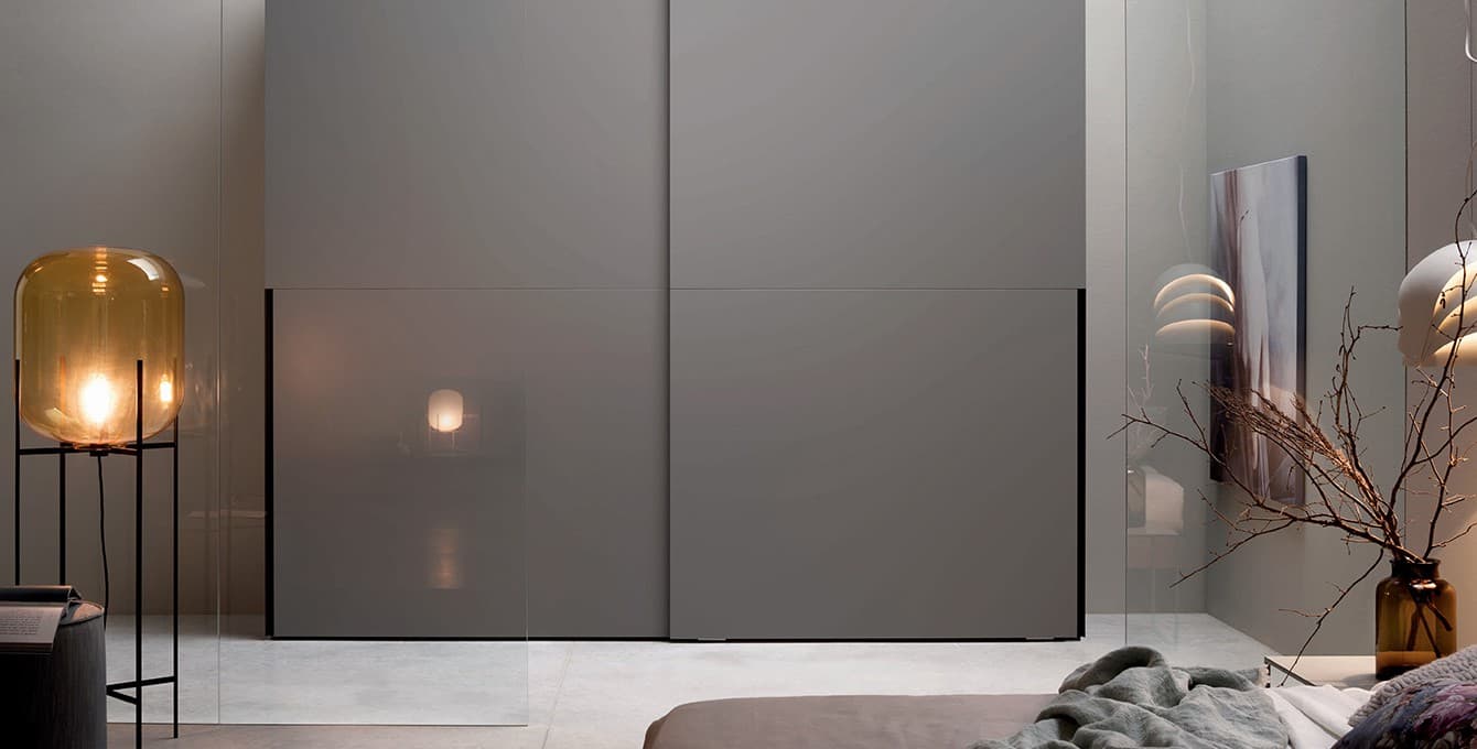 PICTURE sliding door